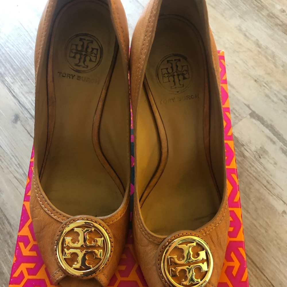 Tory Burch Wedge Peeptoe❤️